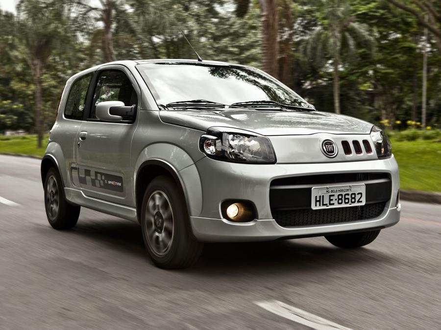  Fiat Uno Sporting 3-Door 2011 года  (фото 6 из 9)